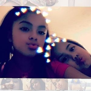 Meet your Posher, Julissa